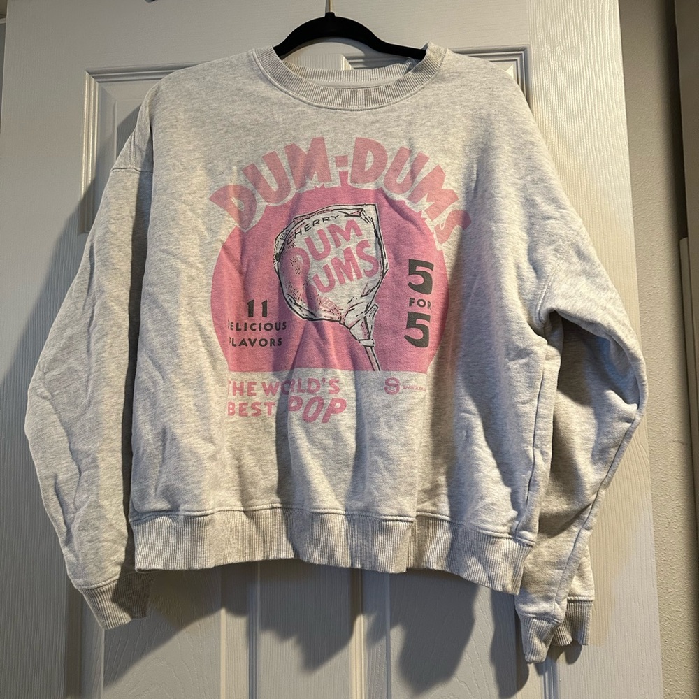 American Eagle Dum Dums Graphic Crewneck Sweatshirt